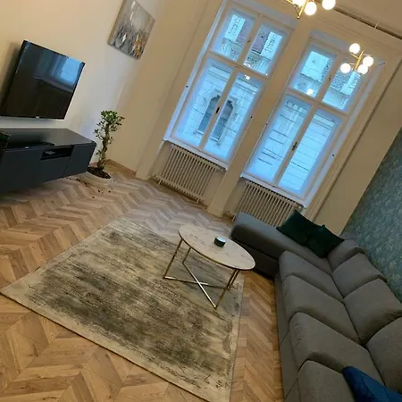 Opera Deluxe Lejlighed Budapest