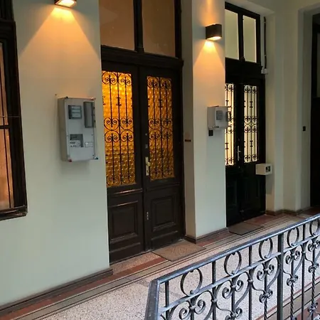 Opera Deluxe Budapest