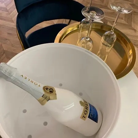 Opera Deluxe * Budapest