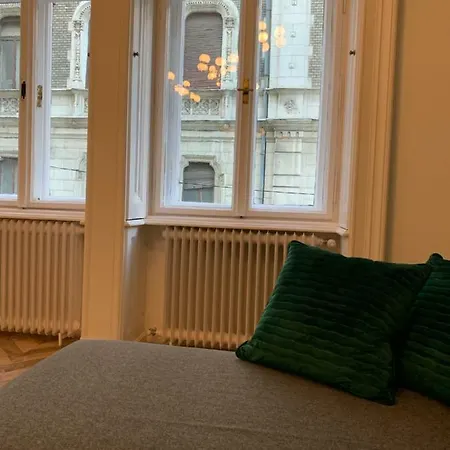 Apartment Opera Deluxe Budapest